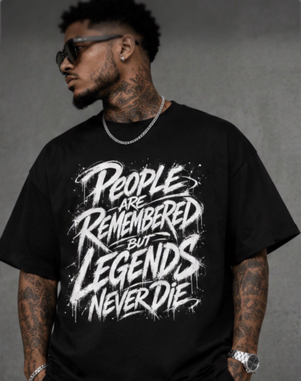 People are remembered, but legends never die oversized graphic Tee