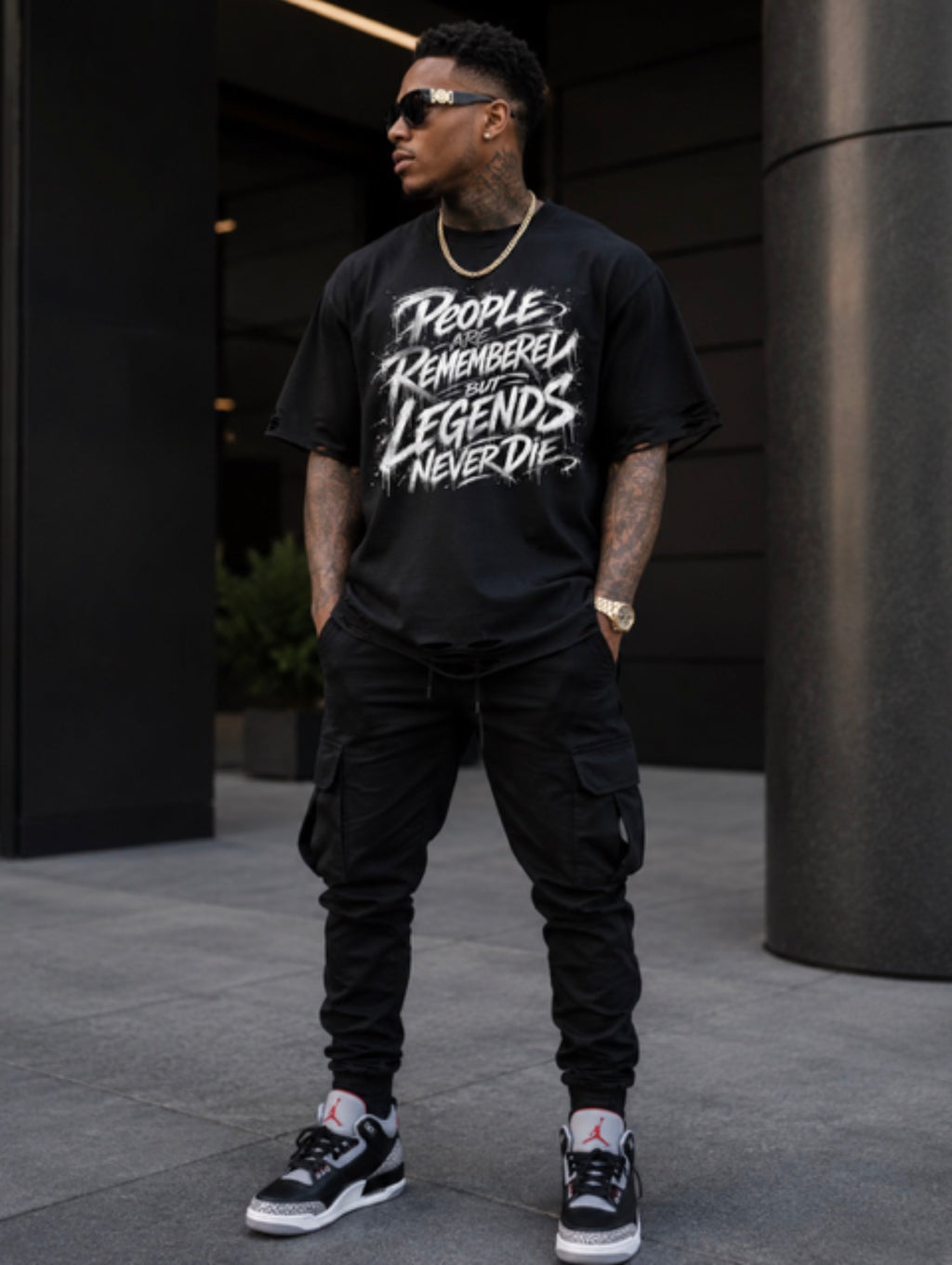People are remembered, but legends never die oversized graphic Tee